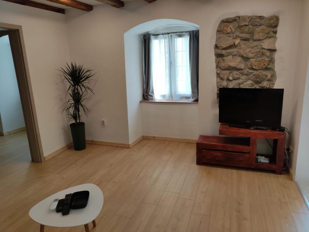 Apartman Dan